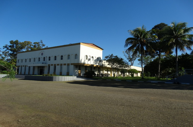 Fachada Santa Fe Academias e Seminários - Academias As Academias de Treinamento Espiritual da Seicho-No-Ie estão localizadas em todas as regiões do Brasil. De norte a sul, de leste a oeste, temos um lugar para nos reunirmos e aprimorar o nosso espírito. 